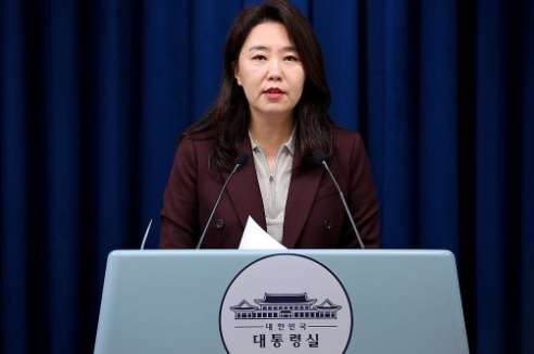 韩国不说话了当地时间26日，针对特朗普要求韩国预付3500亿美元投资款一事，韩