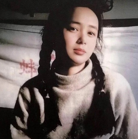 2000年，《大宅门》开拍时，蒋雯丽却突然罢演，她找到导演郭宝昌：“宝爷，杨九红