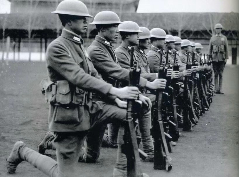 1937年，南京，宪兵学校演练，备战即将开始的南京保卫战​​​