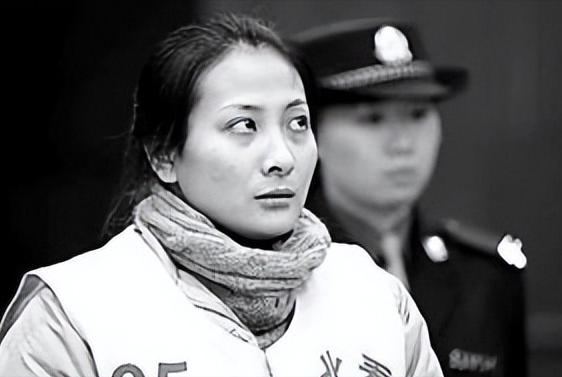 2004年，一名风华正茂的女大学生，被判处死刑。只因舍友向房东举报，她带男友回出