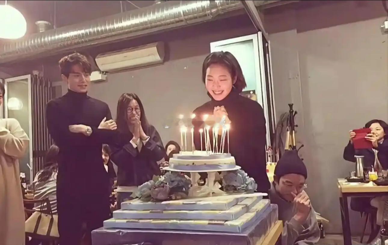 D社预告恋情大瓜，金高银疑似“好事将近”？网友：这糖我嗑了！