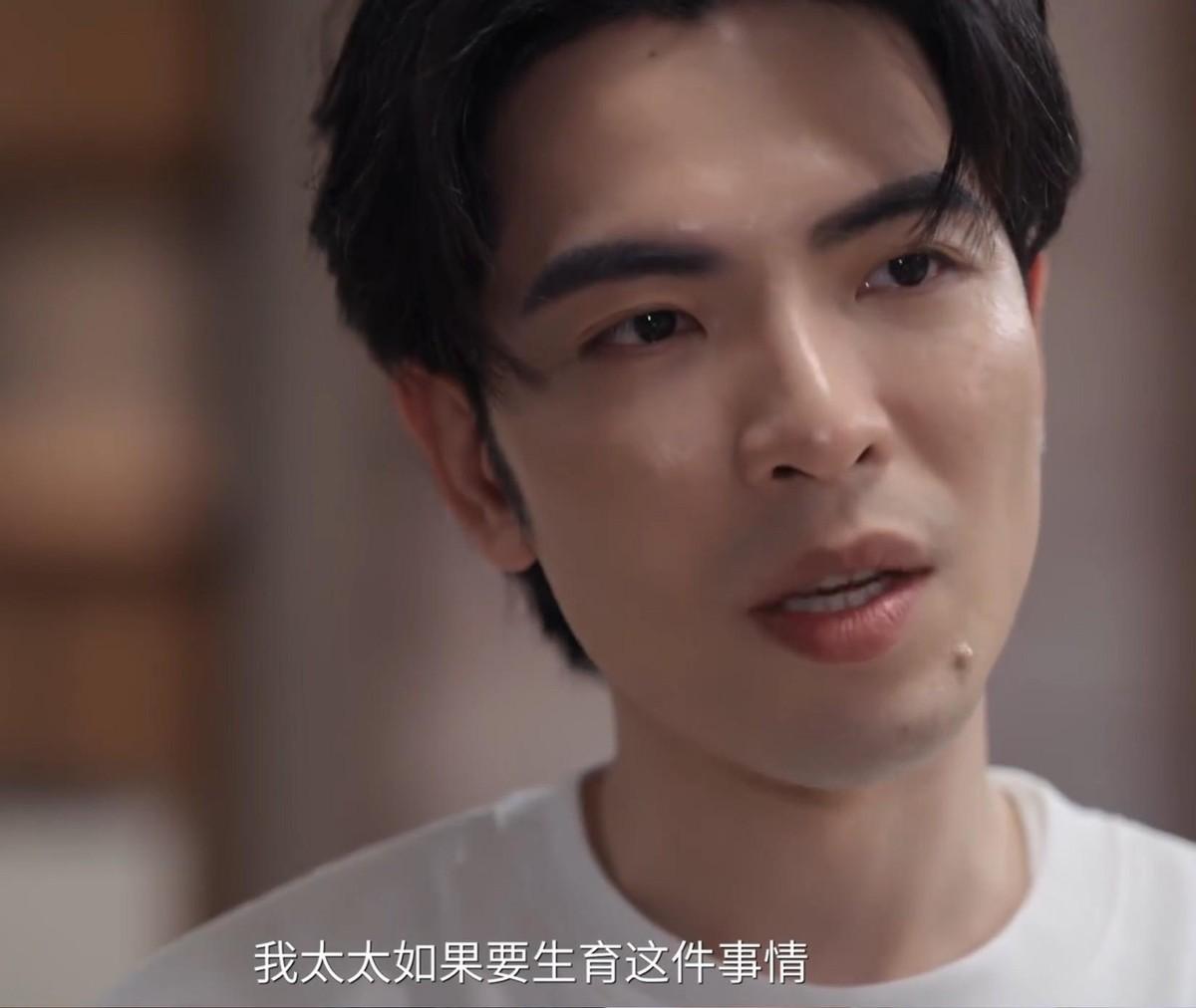 扒开明星爱情的外衣，底下全是普通人的生存账本这两天萧敬腾和鲁豫的访谈，很多人都
