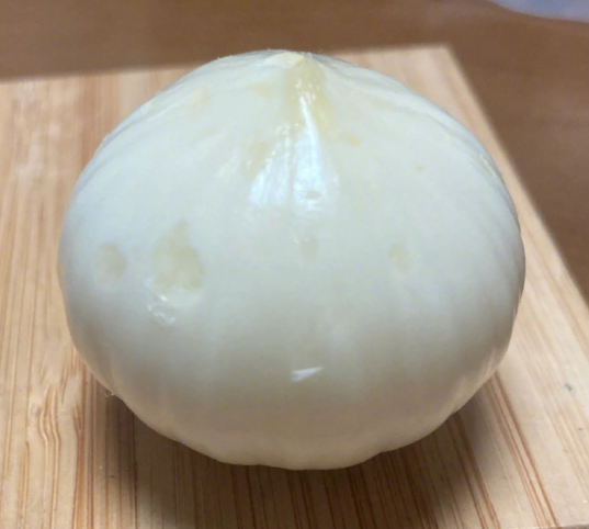 剥大蒜剥出隐藏款了​​​。。。。