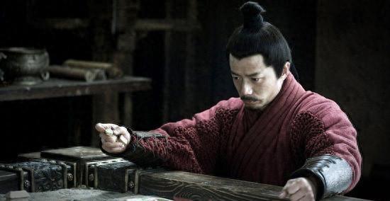 西汉最厉害的军师：韩信甘拜下风，拜其为师，军略超过张良西汉初年的军界江湖里，