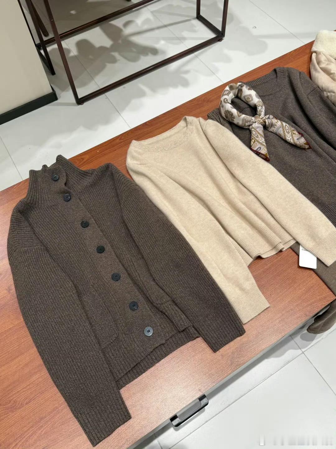 是不是越贵的衣服越暖和？