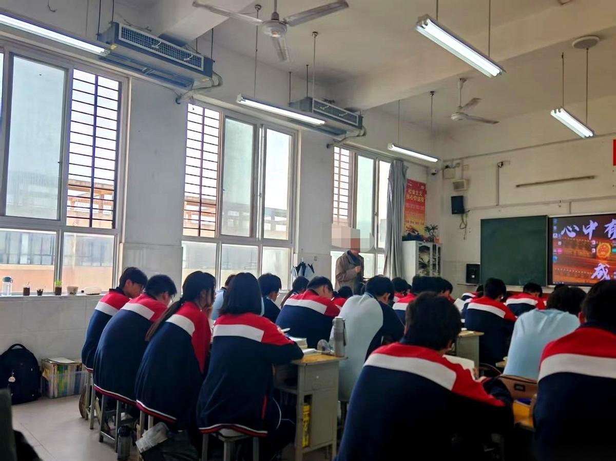 中考成绩在550分到630分之间的孩子，进了高中普通班，其实就是站在了“分水岭”