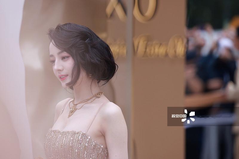 视觉中国镜头下的迪丽热巴2021轩尼诗活动生图📷​​​