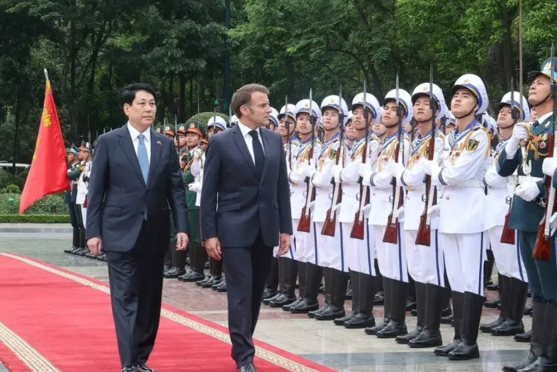 梁强这两天可忙坏了，刚送走法国总统马克龙，又迎接匈牙利总统舒尤克·道马什，想想一