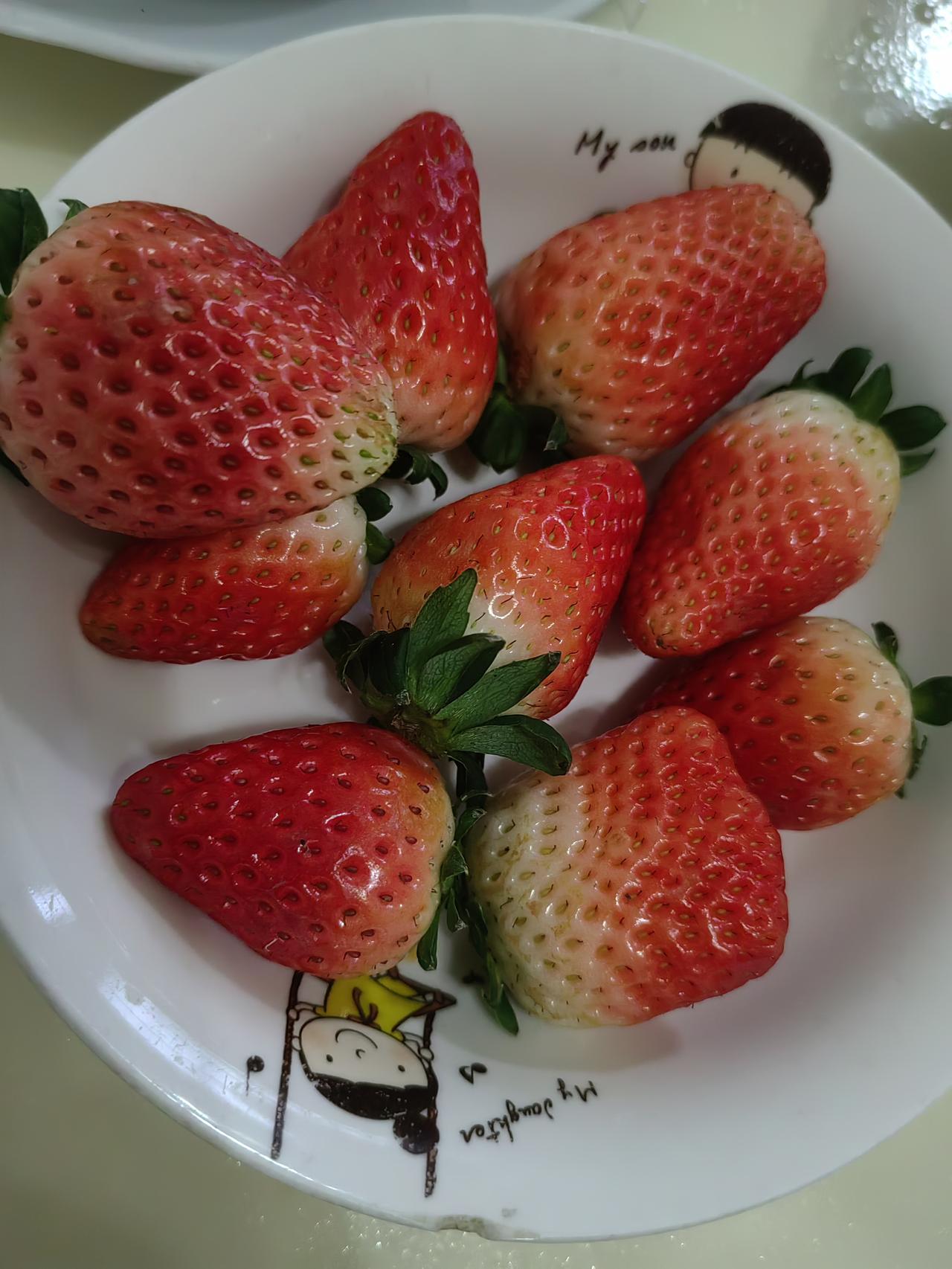 怪不得现在生育政策放开了也没人愿意生小孩，还不要说二胎、三胎，普通上班族一胎都不