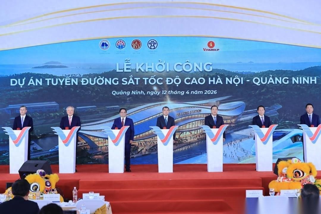 越南盼了几十年的高铁终于有了动静，第一条线路直接按350公里时速建设，项目由当地