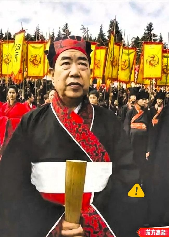 74岁贾平凹，是时候思考急流勇退了持续发酵的文坛舆论，将74岁的贾平凹推至