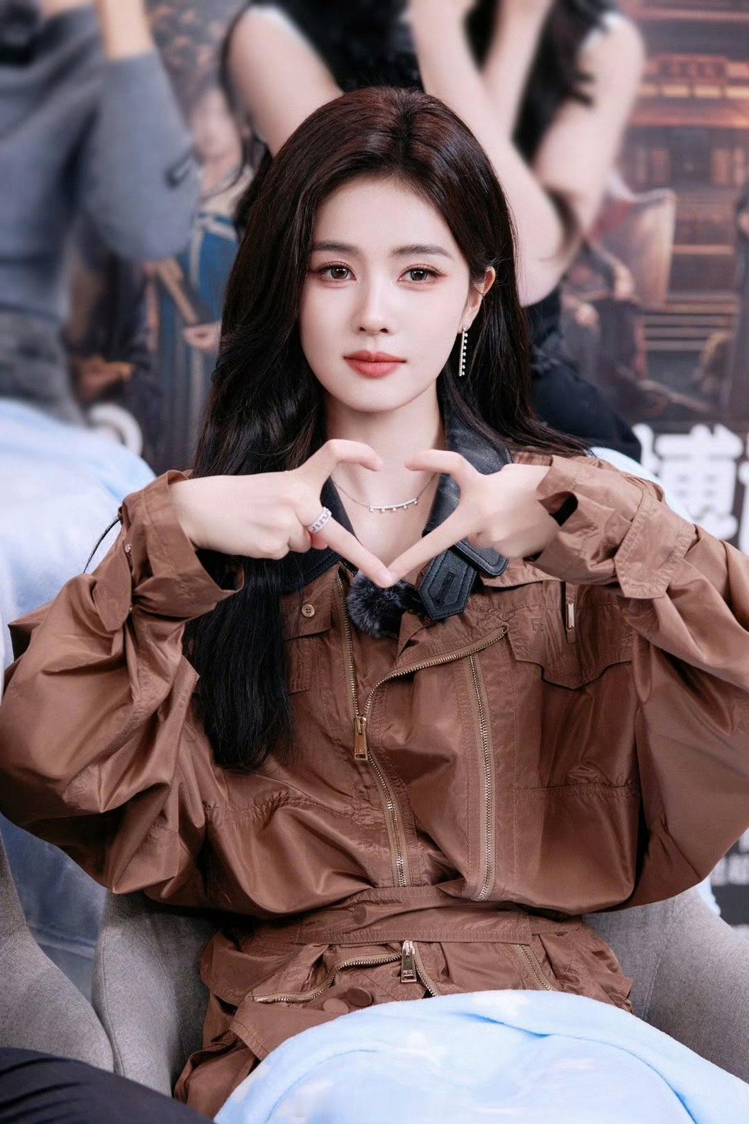 白鹿美拉德学姐风新风格配适度很高啊