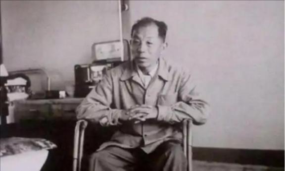 1946年10月，张学良被送到台湾软禁，保密局每月拨付5万元，用于张学良等人及特