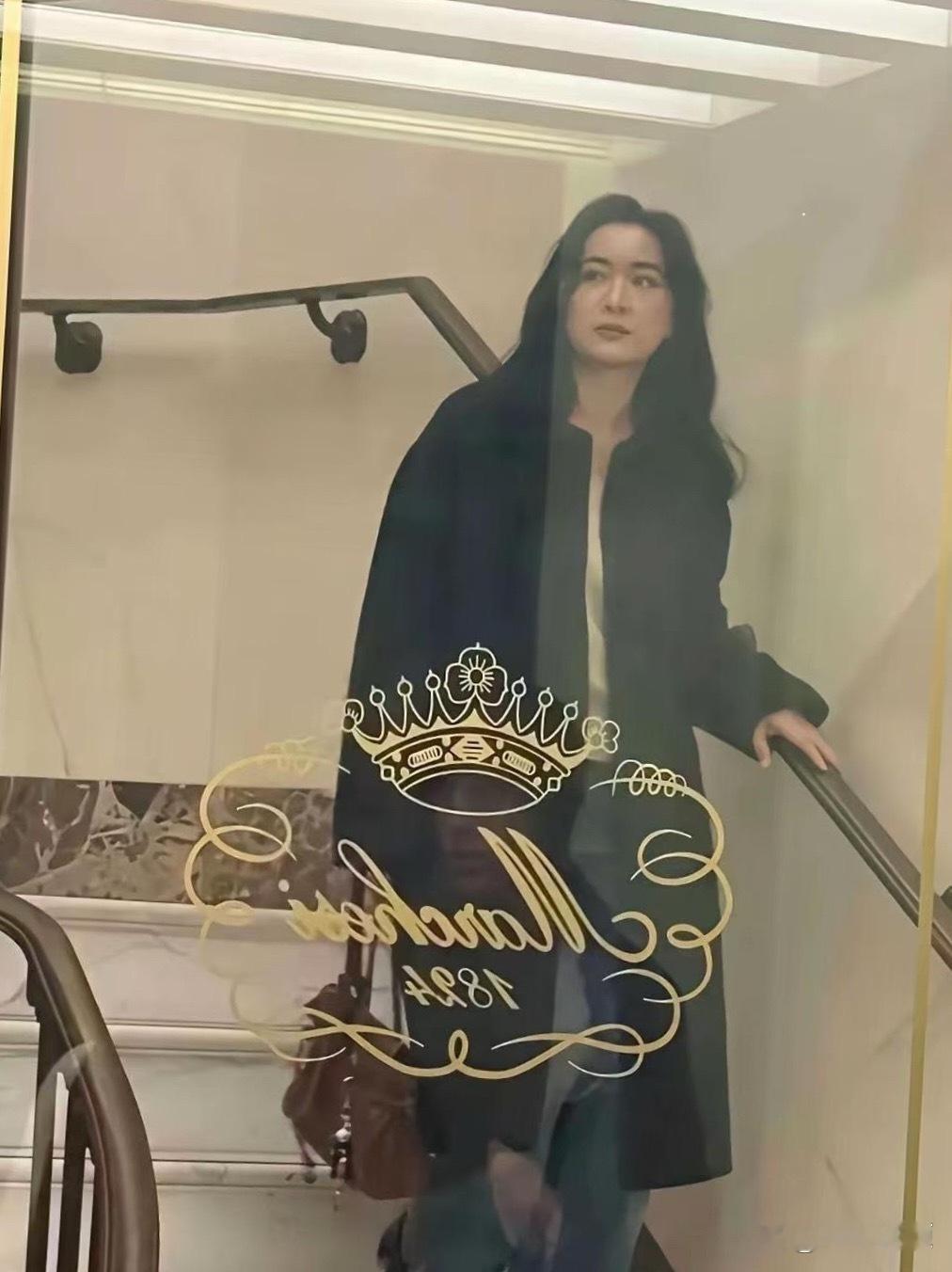 贾玲已经完全是另外的人了，现在好高冷。