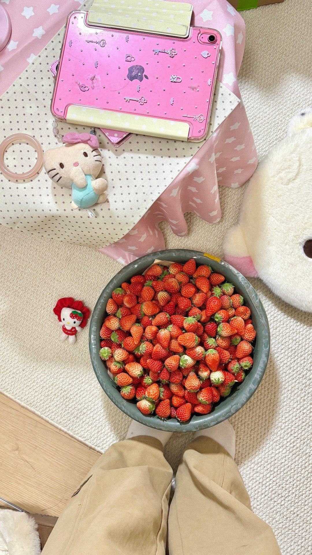 老爹看我和我弟炫水果速度太快了直接按盆买