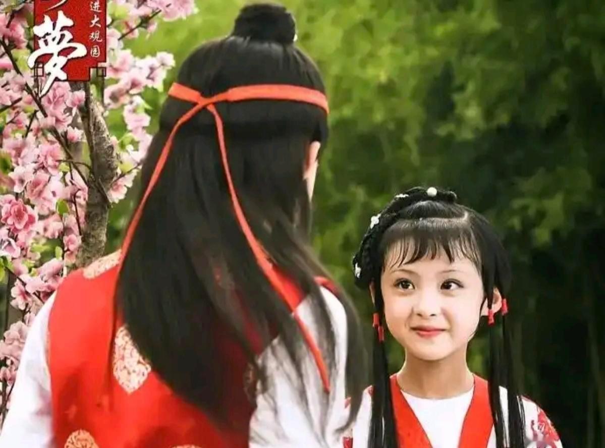 她演林黛玉，不是演出来的，是长出来的。二十岁，没演过戏，没背景，就靠一首自己写
