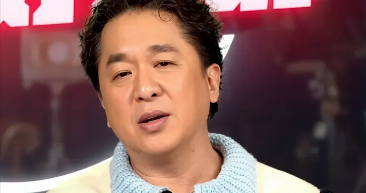 富二代反击陈百祥！靠老豆致富争议引热议，流量背后真相曝光