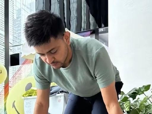 印度瑜伽教练在中国干的荒唐事！！平时爱练瑜伽的姐妹大多都偏爱外教，总觉得印度