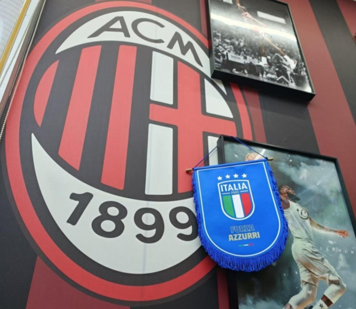 只要客场对克雷莫那不败，都能有好的回忆！93/94，米兰夺冠米兰2比0克雷莫