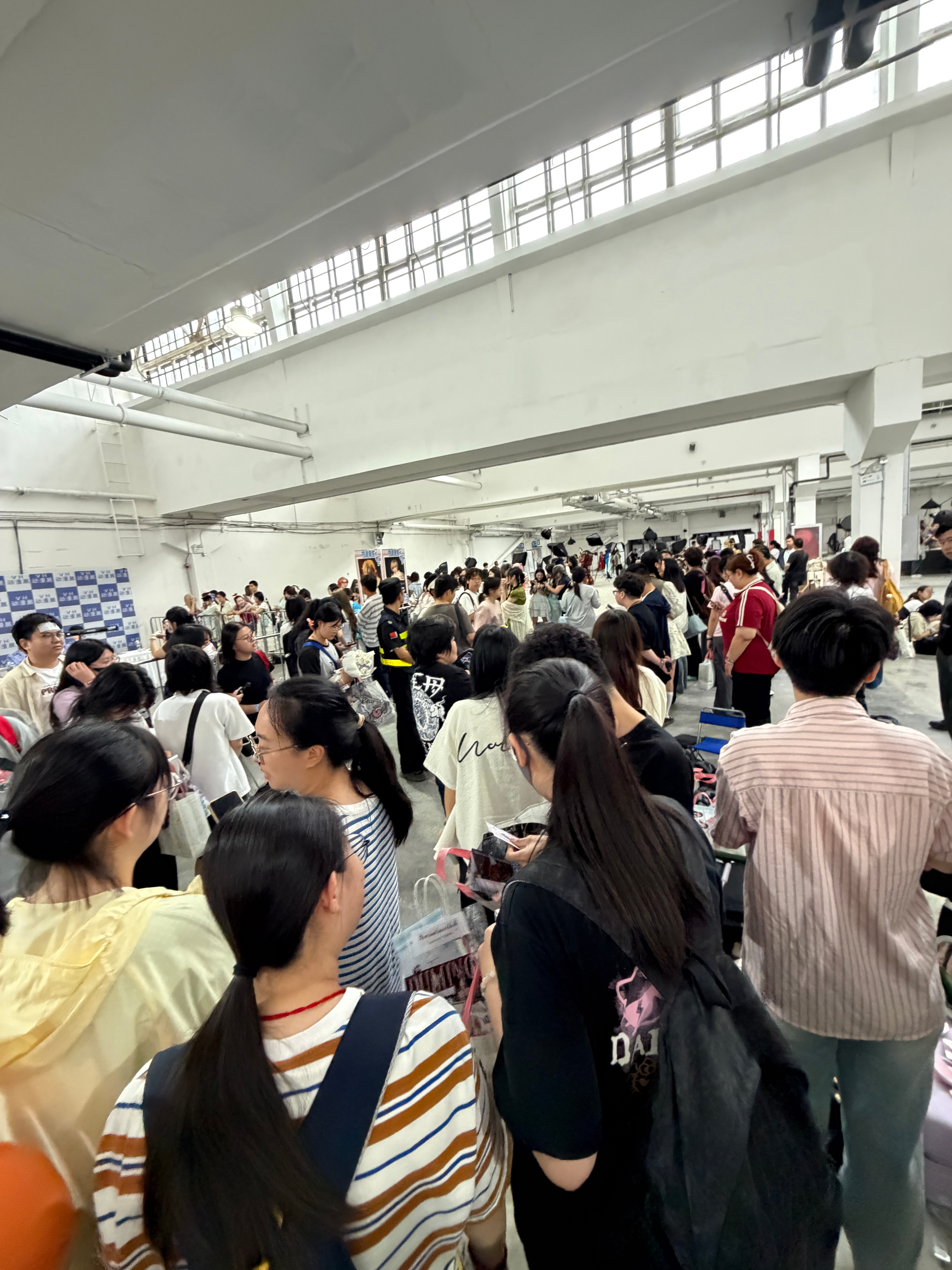 好恐怖啊我老公真成明星了