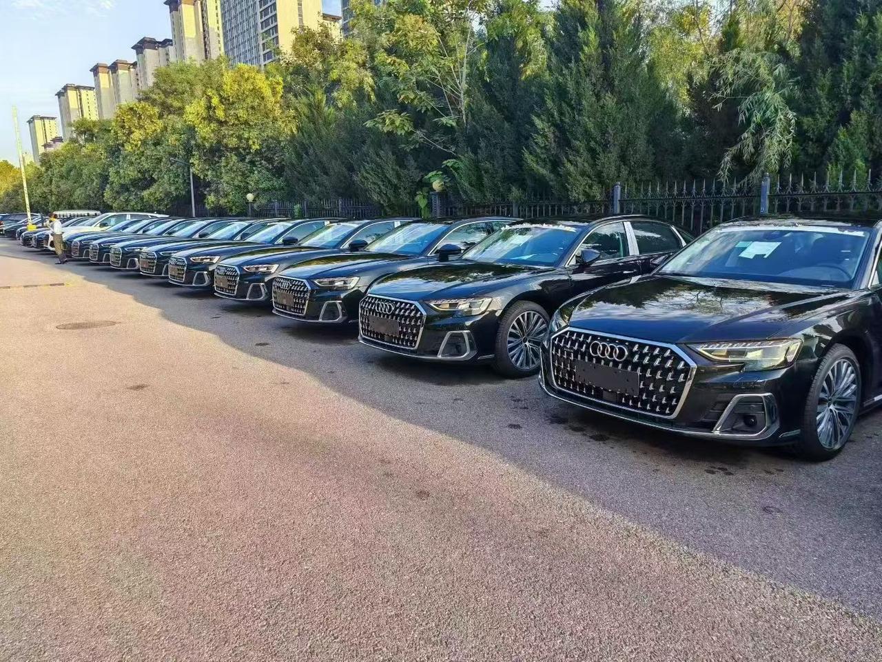 🚗前些年卖车：店门口拴条狗一天都卖十几台.🚗这些年卖车：销售24小时站