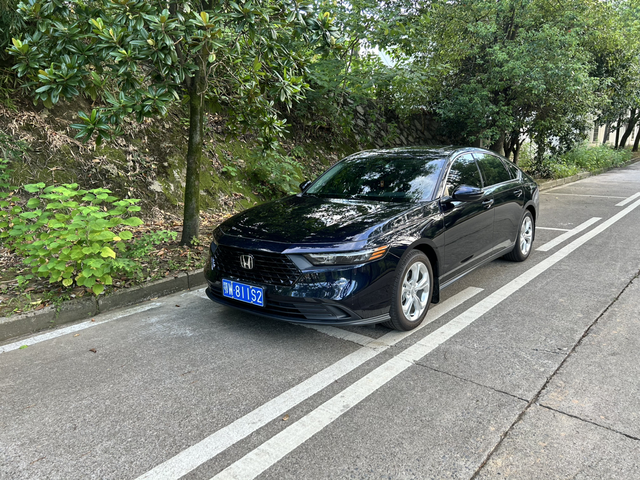 雅阁真的很丑吗感觉还行吧，颜值有8分吧