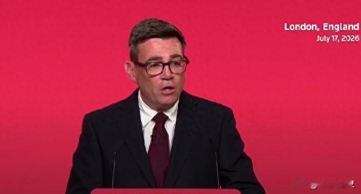 伯纳姆于7月20日入主唐宁街10号，成为英国十年来的第七位首相。根据观察者网的报