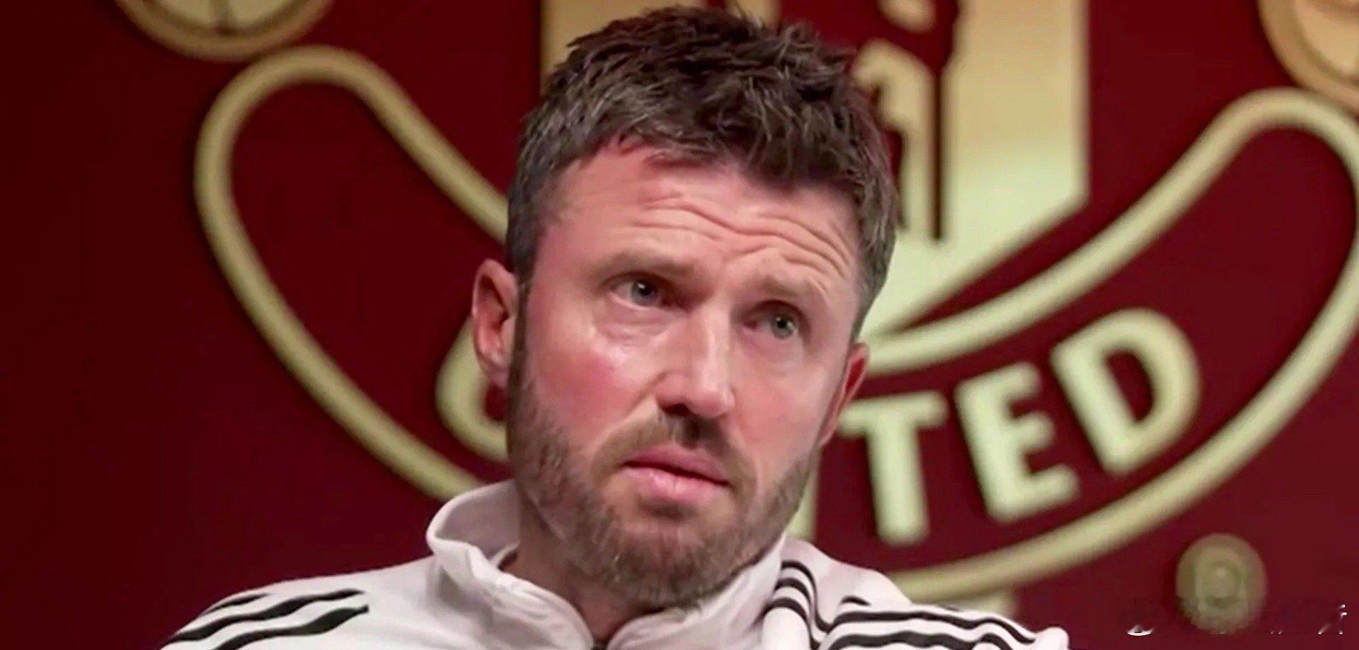 曼联主帅卡里克上任以来，通过一系列务实调整迅速重振球队氛围与士气。据《每日邮报》