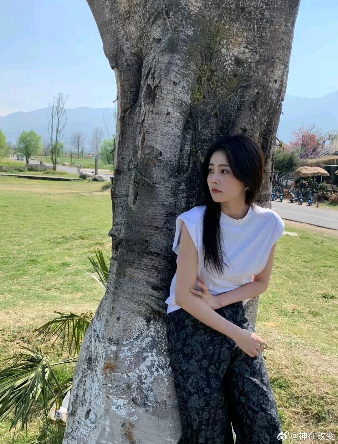 白鹿美女总是单独出击✨白鹿｜