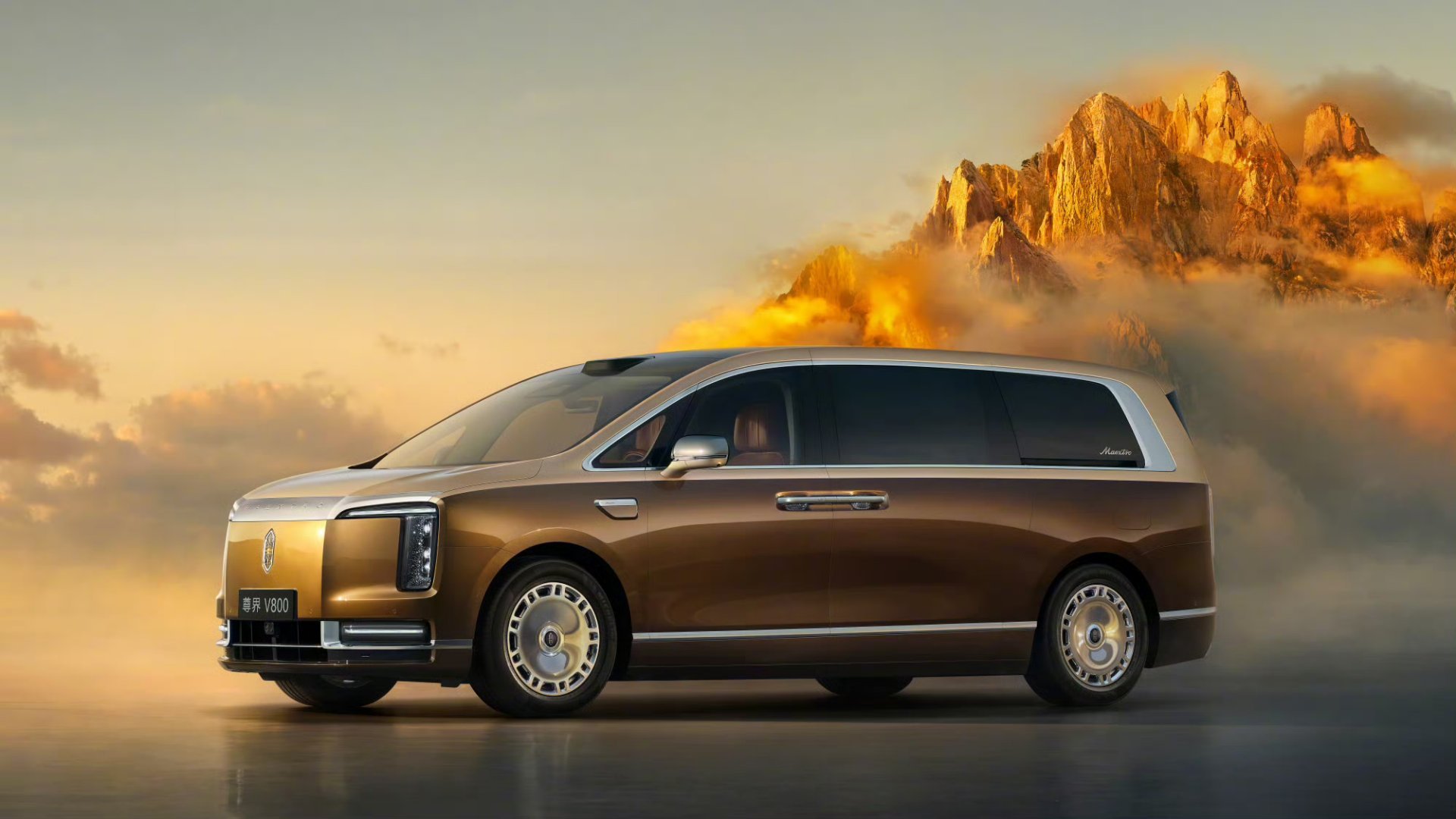 【鸿蒙智行官宣尊界V800“超高端MPV”6月25日亮相】鸿蒙智行官宣