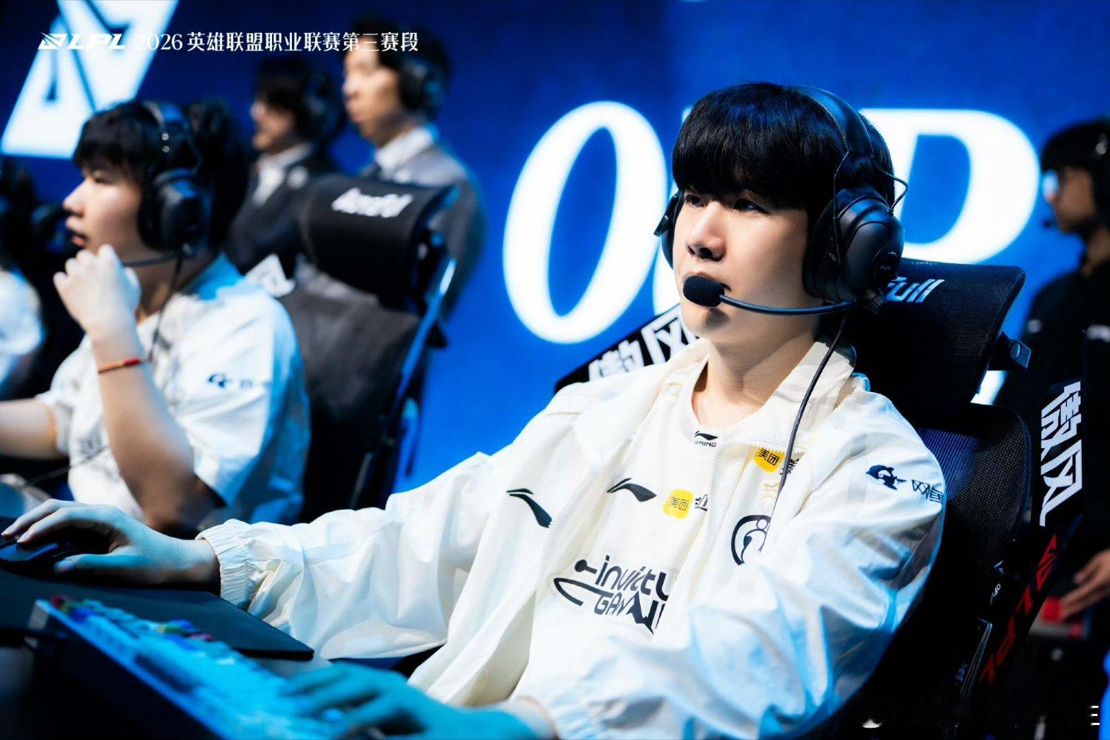 TheShy、Zeus、Nuguri算是LOL历史上为数不多的全能上单！输出型英