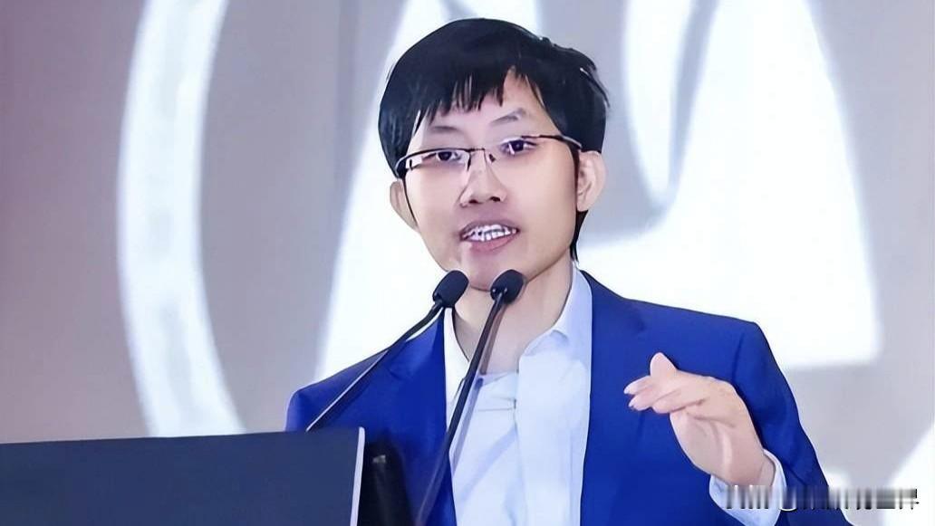 DeepSeek创始人梁文峰再次语出惊人：我雇你来，不是让你完成任务，而是让你创