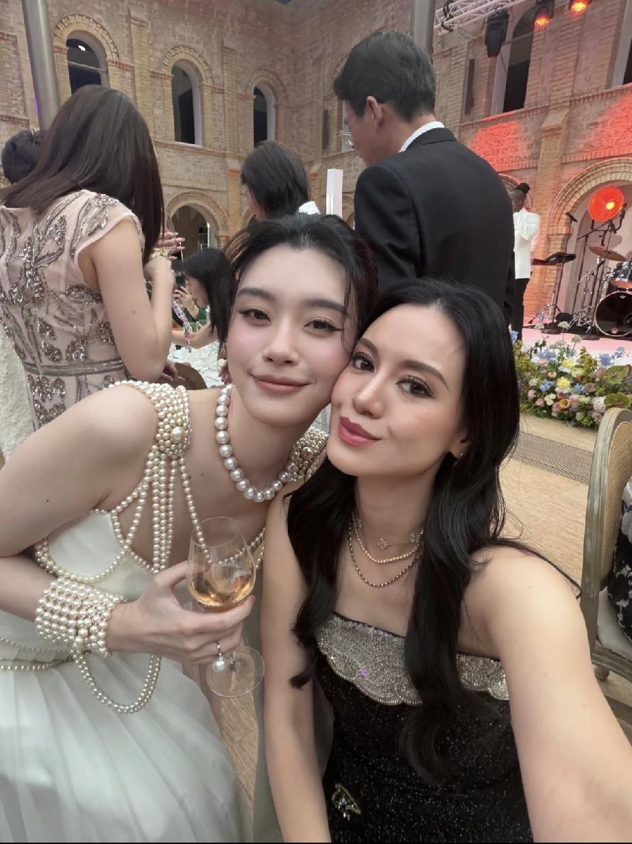 6月6日，林恬儿晒奚梦瑶婚礼的更多美照，再次把谷爱凌比下去了，因为她可以和奚梦瑶