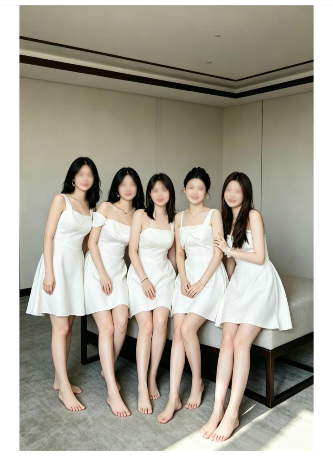 这些脚丫子没一个难看的。