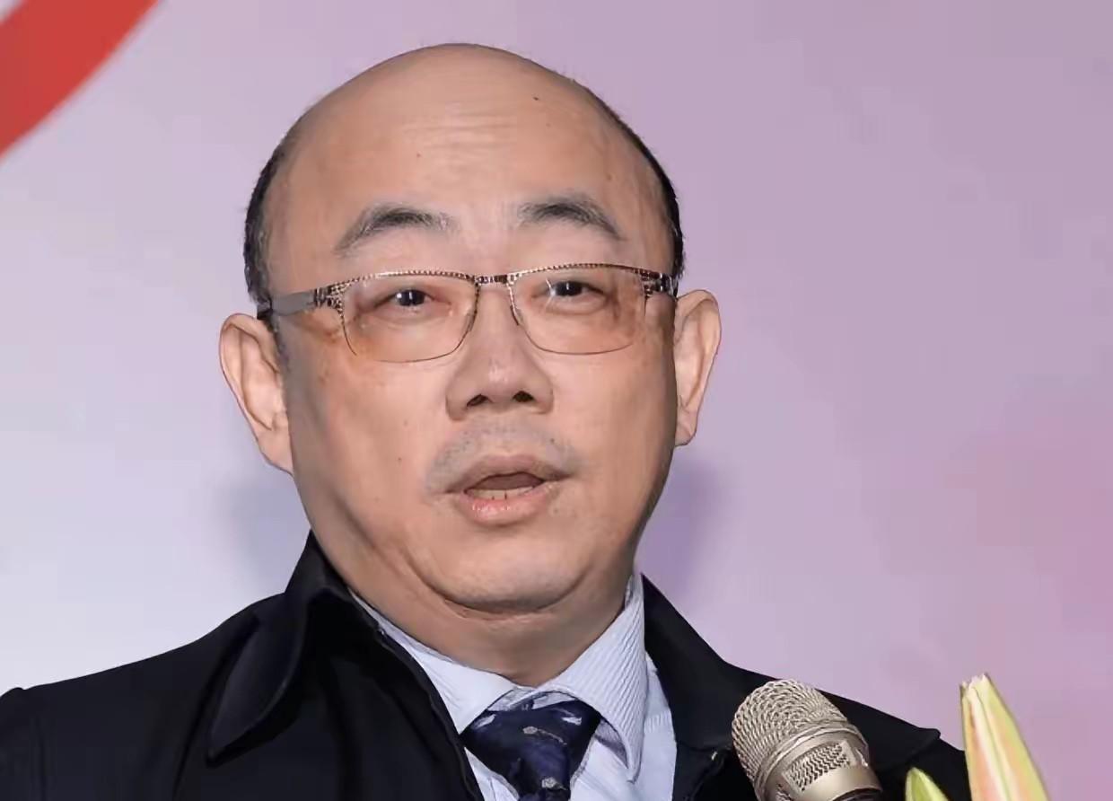 郭正亮直接在电视上掀了矢板明夫的老底：“你本名荆涛，天津生的，户口到现在都是中国