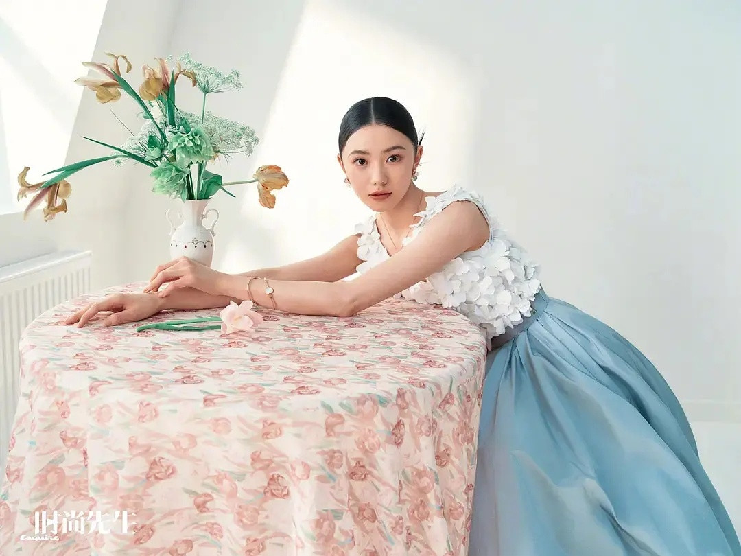 刘浩存的脑袋怎么还忽大忽小的？