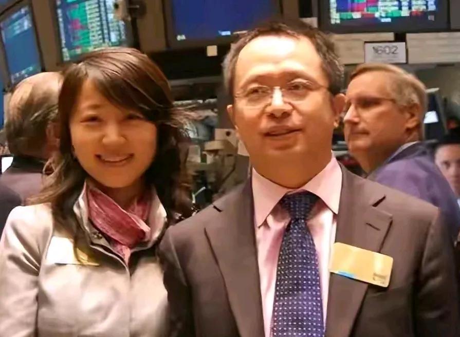 风水轮流转，现在该轮到李国庆嘲笑周鸿祎了。几年前，李国庆婚姻触礁之际，周
