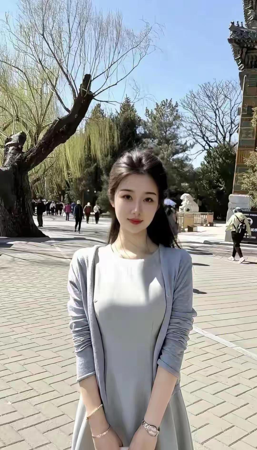 其实，体制内很少有大龄剩女，而且大部分女人都还会找一个不错的归宿，因为她们很会挑