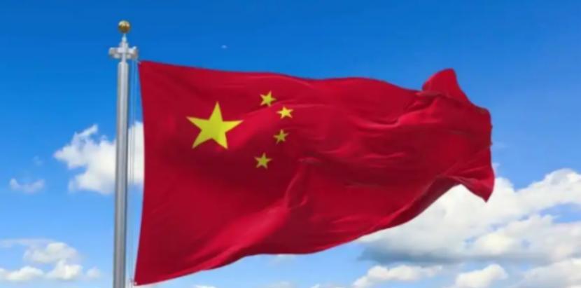 你知道为什么很多国家怕中国吗？不是因为中国人多，也不是因为中国的军事力量。其实真