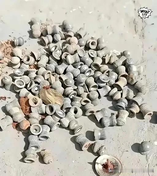 拆旧屋,发现的宝贝,能值几个钱不?