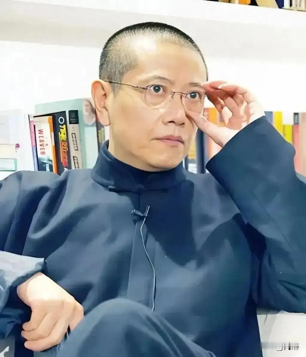 陈丹青求锤得锤！一直以来致力于鼓吹美西方那套所谓自由民主普世价值观的陈丹青，