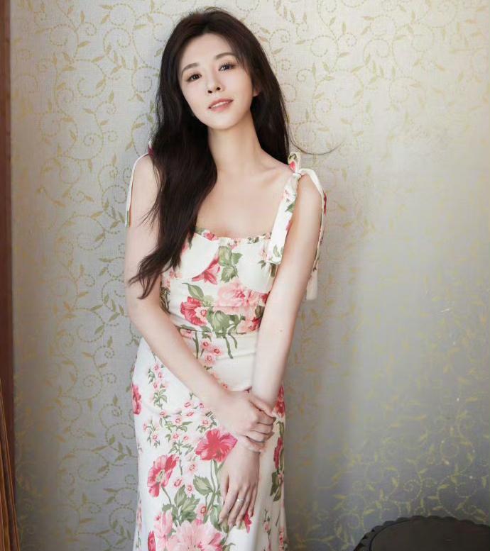 我问我老公，王晓晨这么温柔，为啥总不承认和俞灏明的关系？我老公翻了个白眼，你没