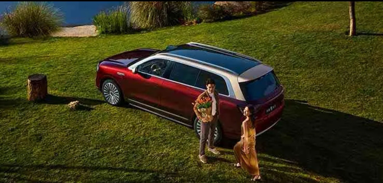 2026春晚舞台上，鸿蒙智行问界M9再次惊艳亮相！新增银境紫配色...