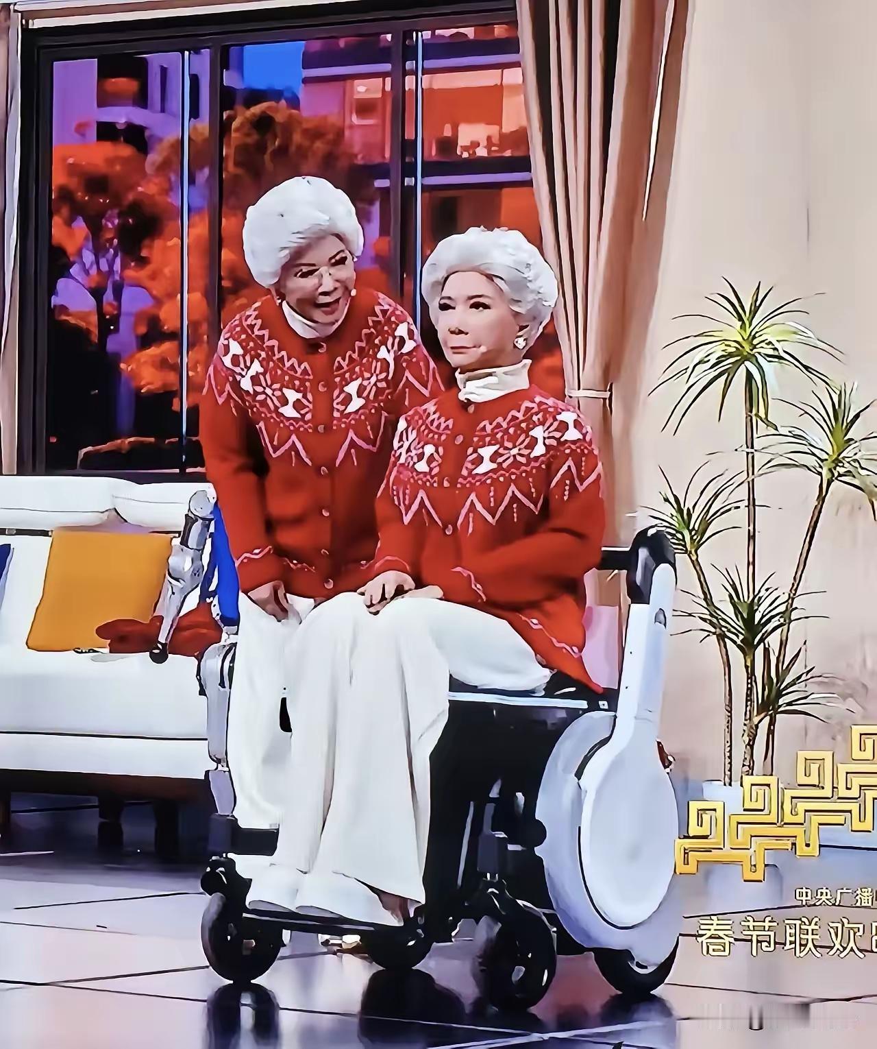 2026马年春晚，令人深感悲哀的不是没有相声，而是三个小品都让人笑不起来。​相