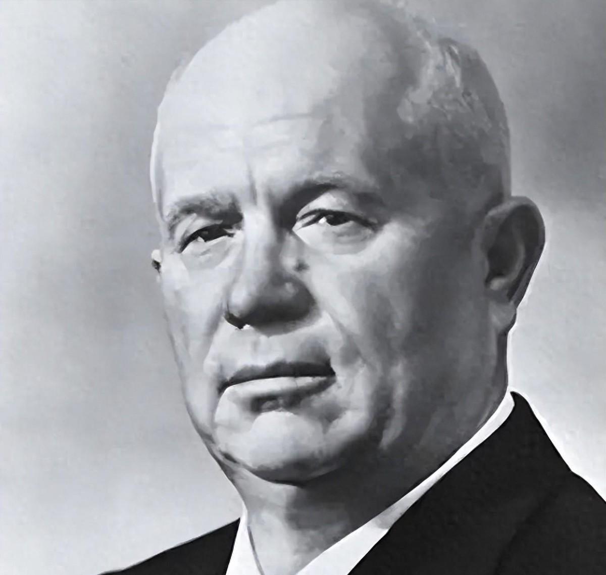 1954年国庆时赫鲁晓夫赠送了一吨纯金国徽，毛主席为何说这是行贿来的？1960