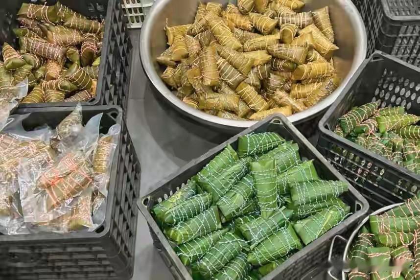 煮粽子，冷水、开水下锅都错了！记住1个诀窍，粽子软糯Q弹不夹生端午包粽子、