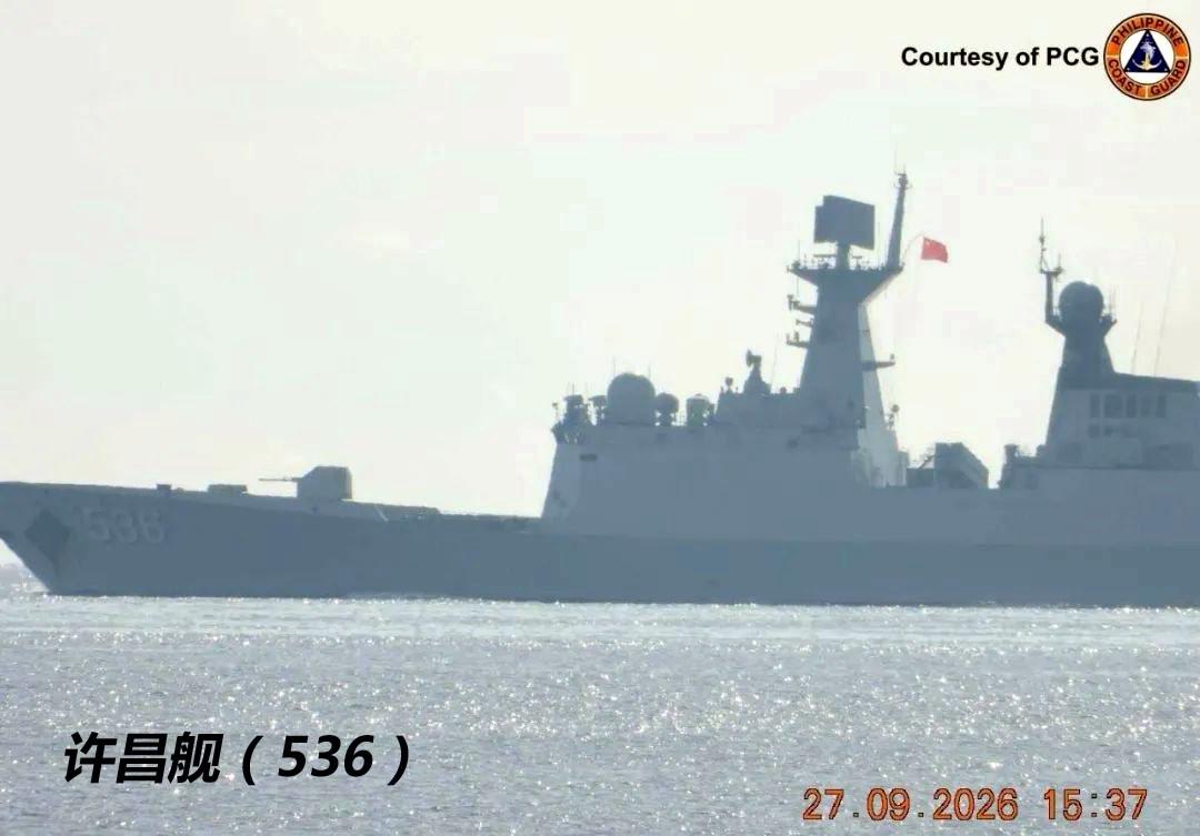 马尼拉那边刚睁开眼，就瞧见自家庭院门口多出三艘中国军舰。9月27号这一天，