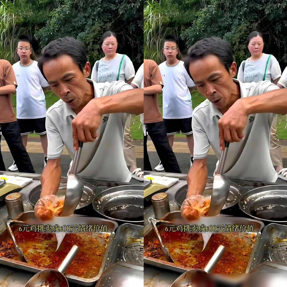 看完李梓赫的故事，我鼻子酸得慌又暖得很！景德镇夜摊卖6元鸡排的大哥，20年不涨价
