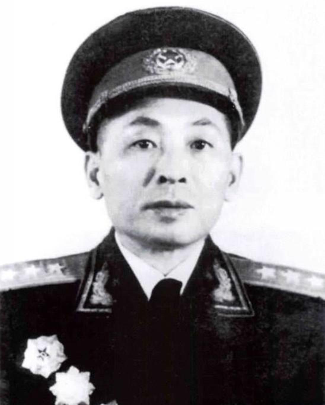 开国上将叶飞回忆治病时接到任10兵团命令粟裕白马庙召开作战会议1949年2