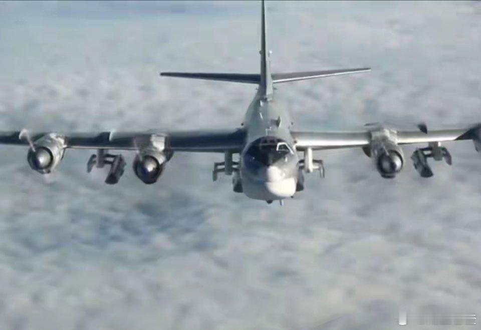 俄空军彻夜轰炸！炸烂乌克兰港口，瘫痪波乌铁路：切断了北约军援俄罗斯对乌克兰全境的